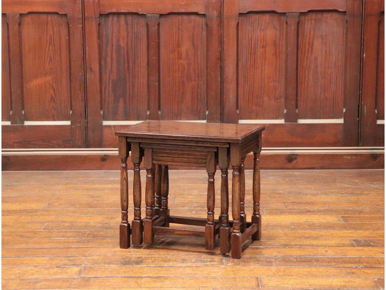 英国アンティーク木製ネストテーブル3台/収納式机/サイドテーブル(88