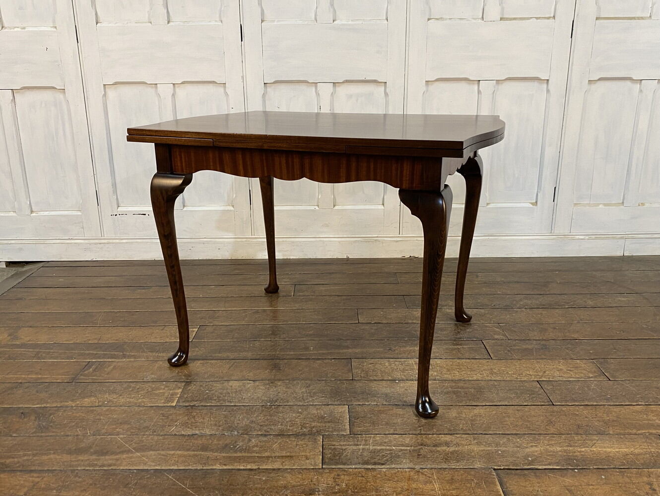 英国□イギリスアンティーク□クイーンアン様式□ドローリーフ