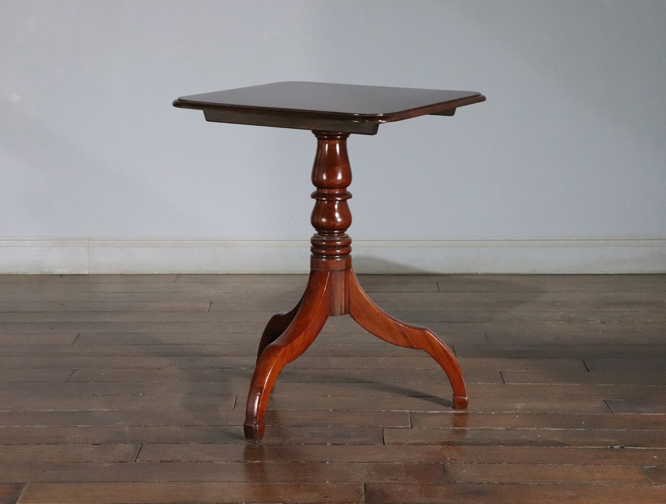 アンティーク 家具 オケージョナルテーブル 英国 サイドテーブル 222A