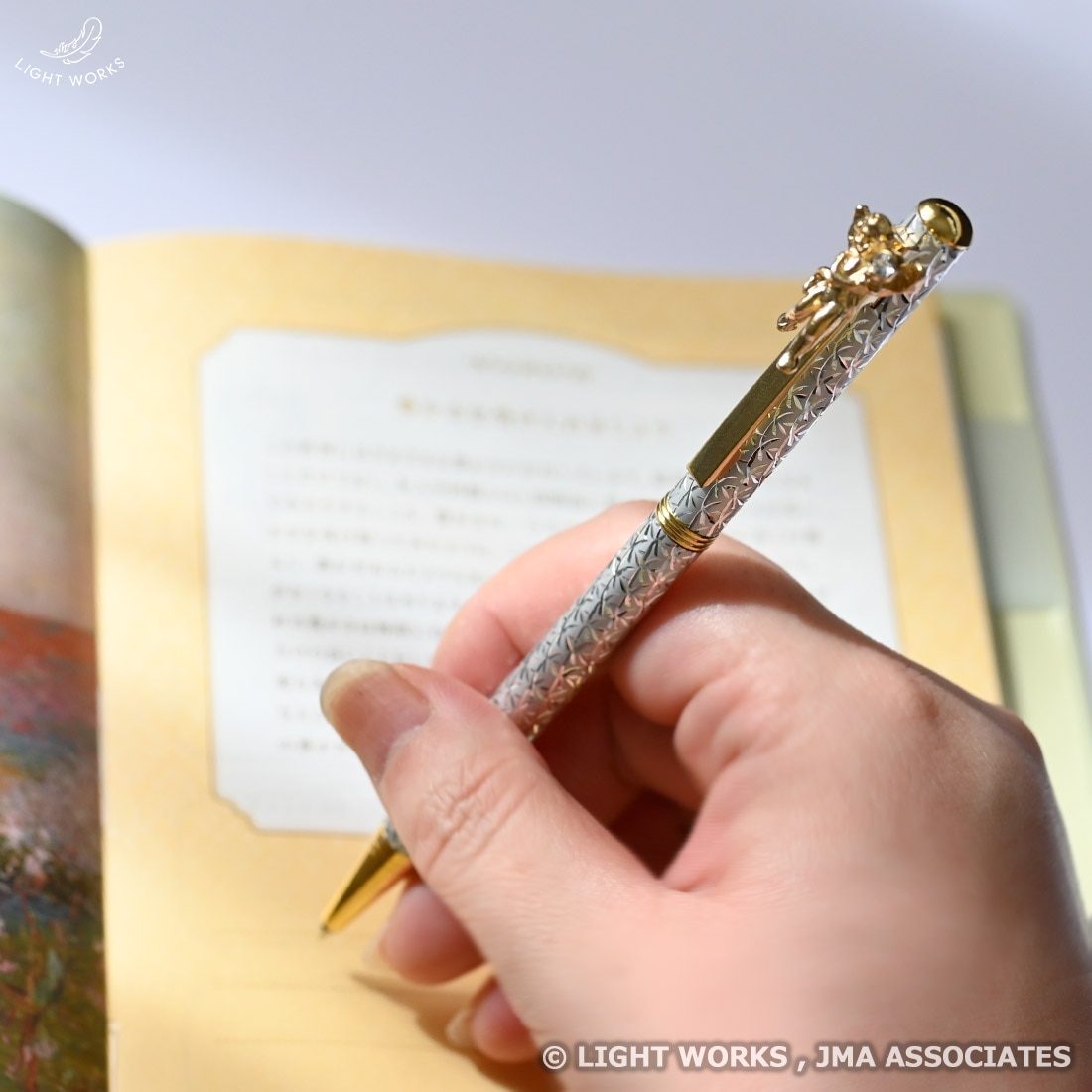 スワロフスキー付き キラキラボールペン（3色から選択）