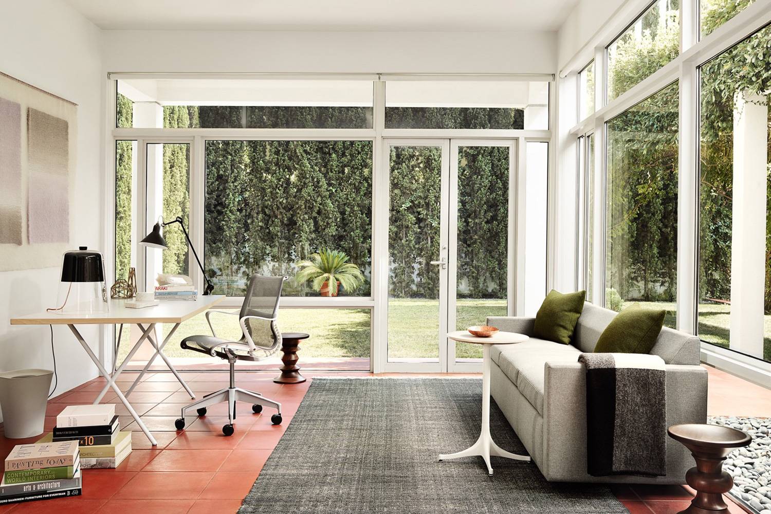 Used ペデスタル コーヒーテーブル 一本脚 ブラック Duplo 廃番 美品