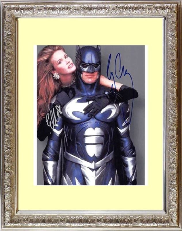 BATMAN | 直筆サイン入 写真 | メガ オートグラフ コレクターズ