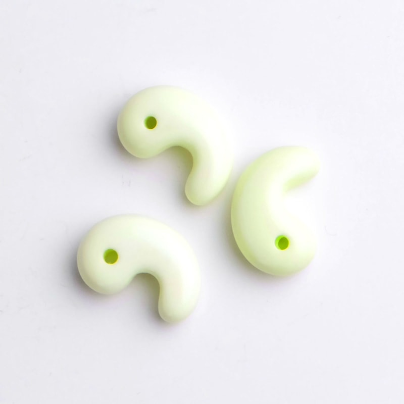 古代勾玉20mm レモンクリソプレーズ 【メール便可】｜マライカ公式通販