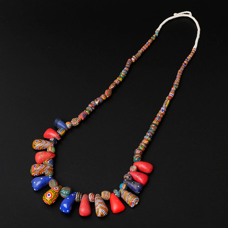 アフリカのアンティークビーズ｜マライカ公式通販