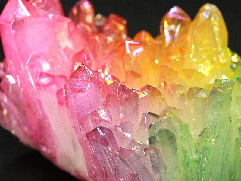 ルビーピンクオーラクォーツクリスタル