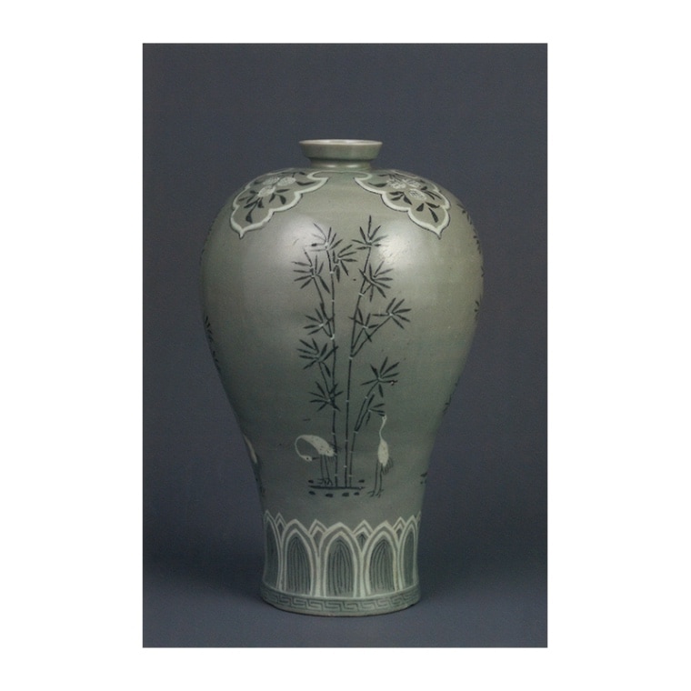 椀 青磁 唐草紋逆象嵌 韓国国宝レプリカ 湖厳博物館 青磁象嵌雲龍文蓋