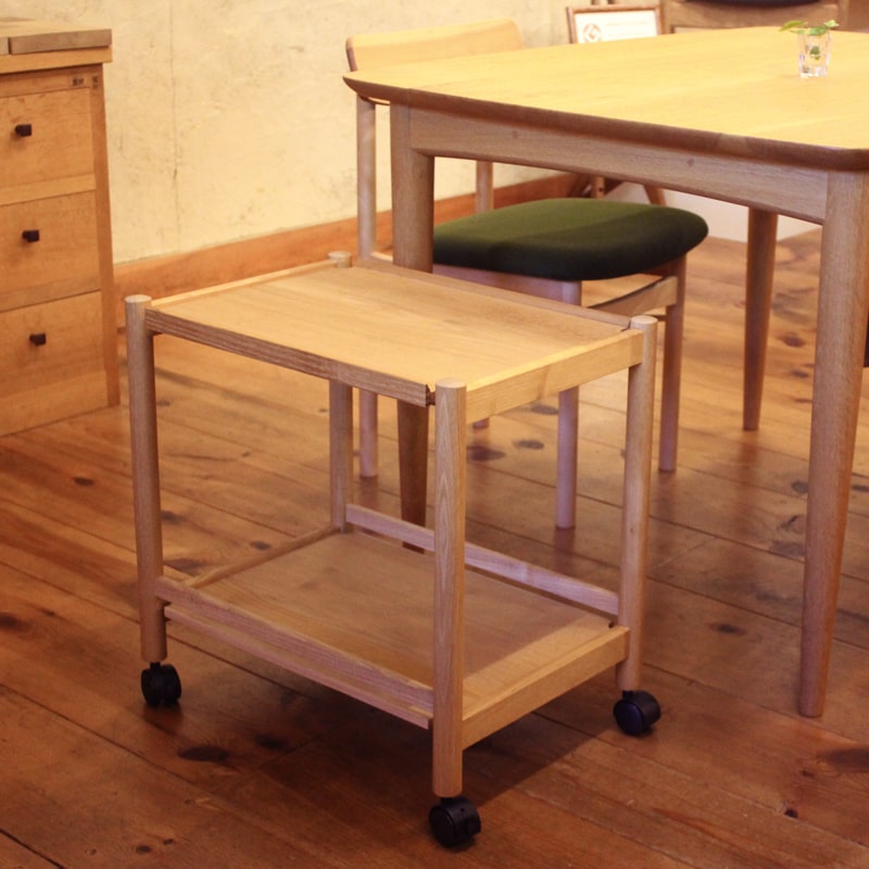 豊田たんす オーク材 ワゴン 希少 無垢材 豊田たんす オーク材 ワゴン