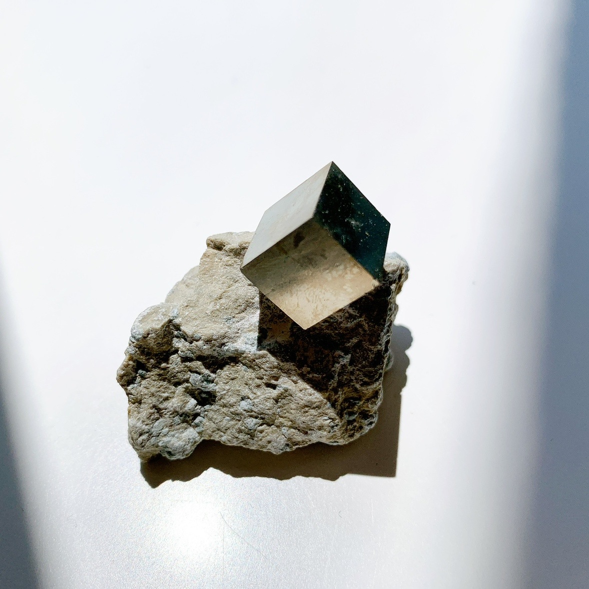 パイライト 原石 | 原石 | Crystals by Purely