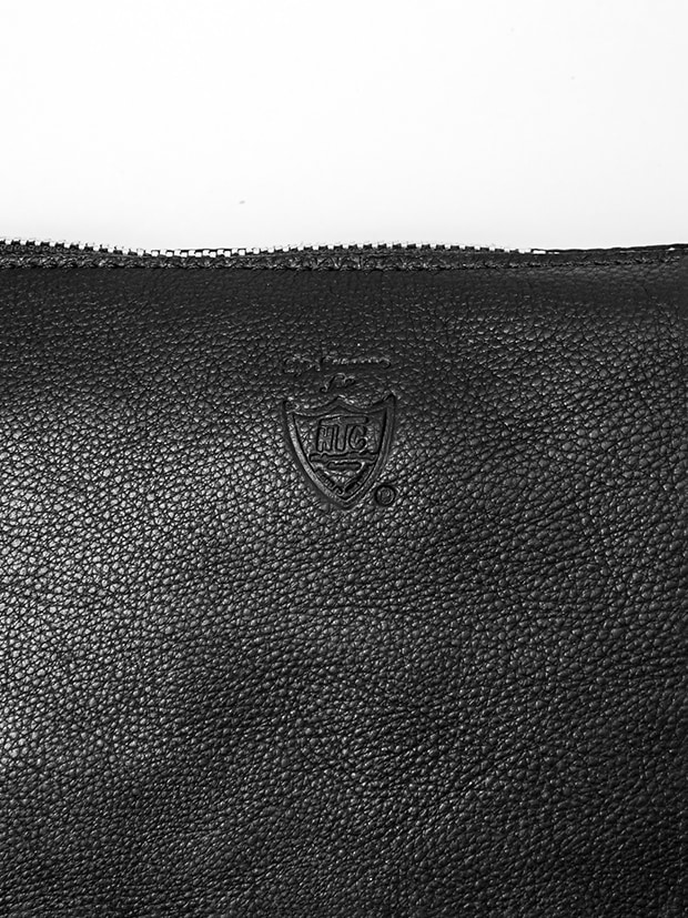 HTC BLACK LEATHER SACOCHE #SN33 STUDS / BLACK/BLACK | HTC BLACK