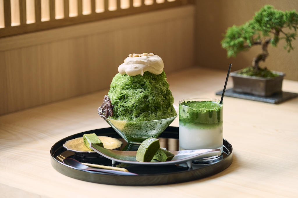 次のバズりスイーツは沈むみたらし団子？ GINZA SIXの裏路地にスイーツ