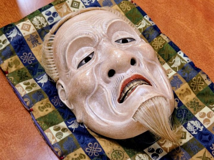 伝統芸能】能面・狂言面 多彩な表情を見せる美しき“道具” – マグカル