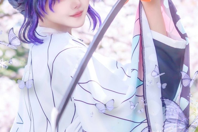 コスプレ】『鬼滅の刃』「胡蝶しのぶ」が美しすぎ！ 桜舞う中での美麗