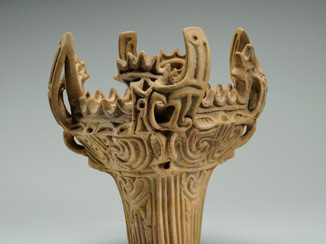 火焰型土器》《土偶 縄文のビーナス》など縄文時代の国宝全6件が公開