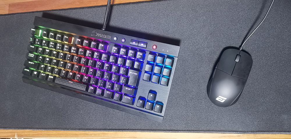 コルセアK65 RAPIDFIRE レビュー】ゲームで勝つなら銀軸。多機能