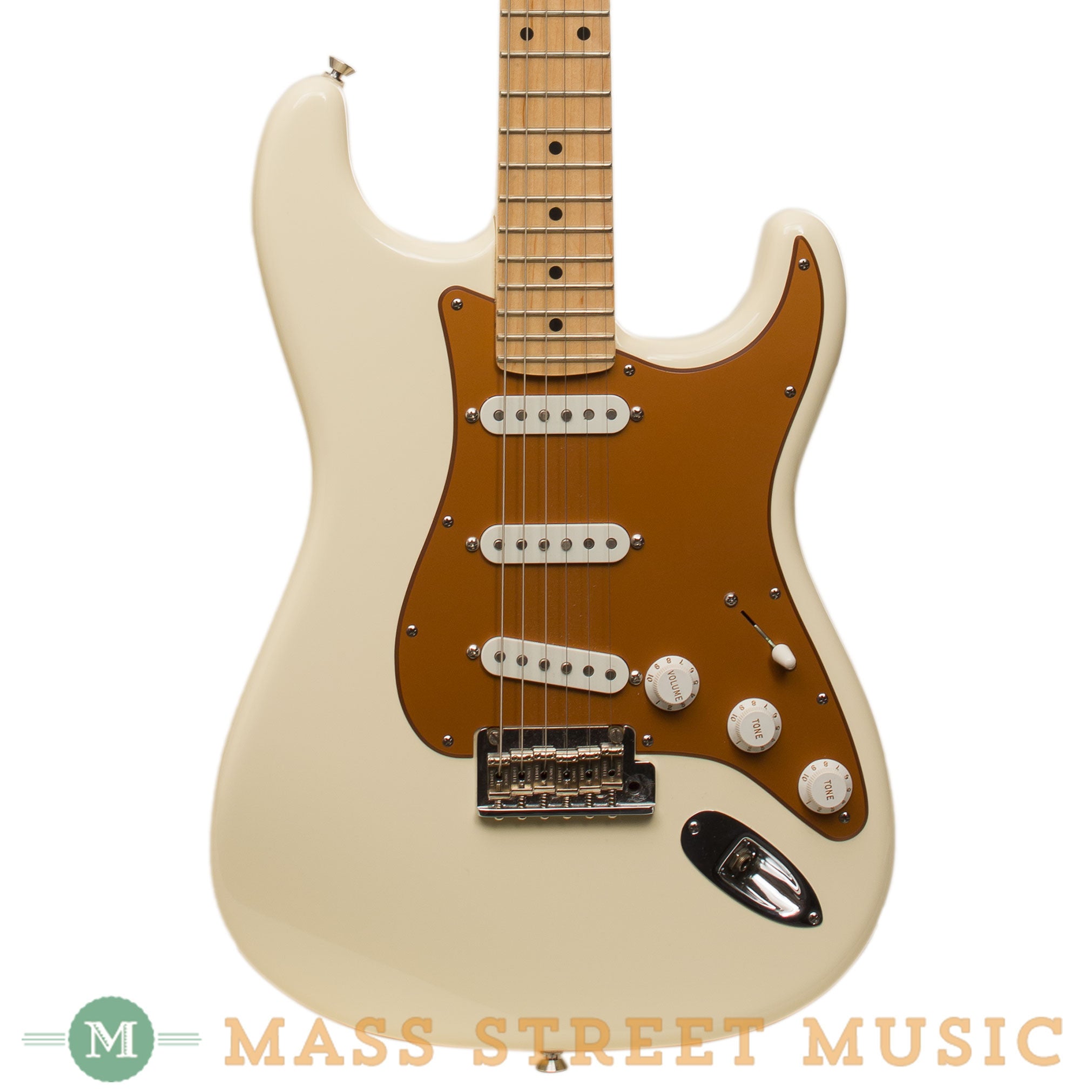 Fender Electric Guitars - 2010 American Strat FSR Ivory Used