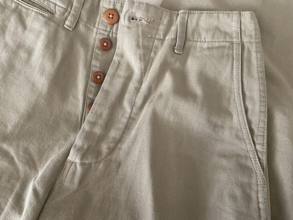 40sヴィンテージ【US ARMY 45カーキ チノトラウザーズ】チノパンの名作