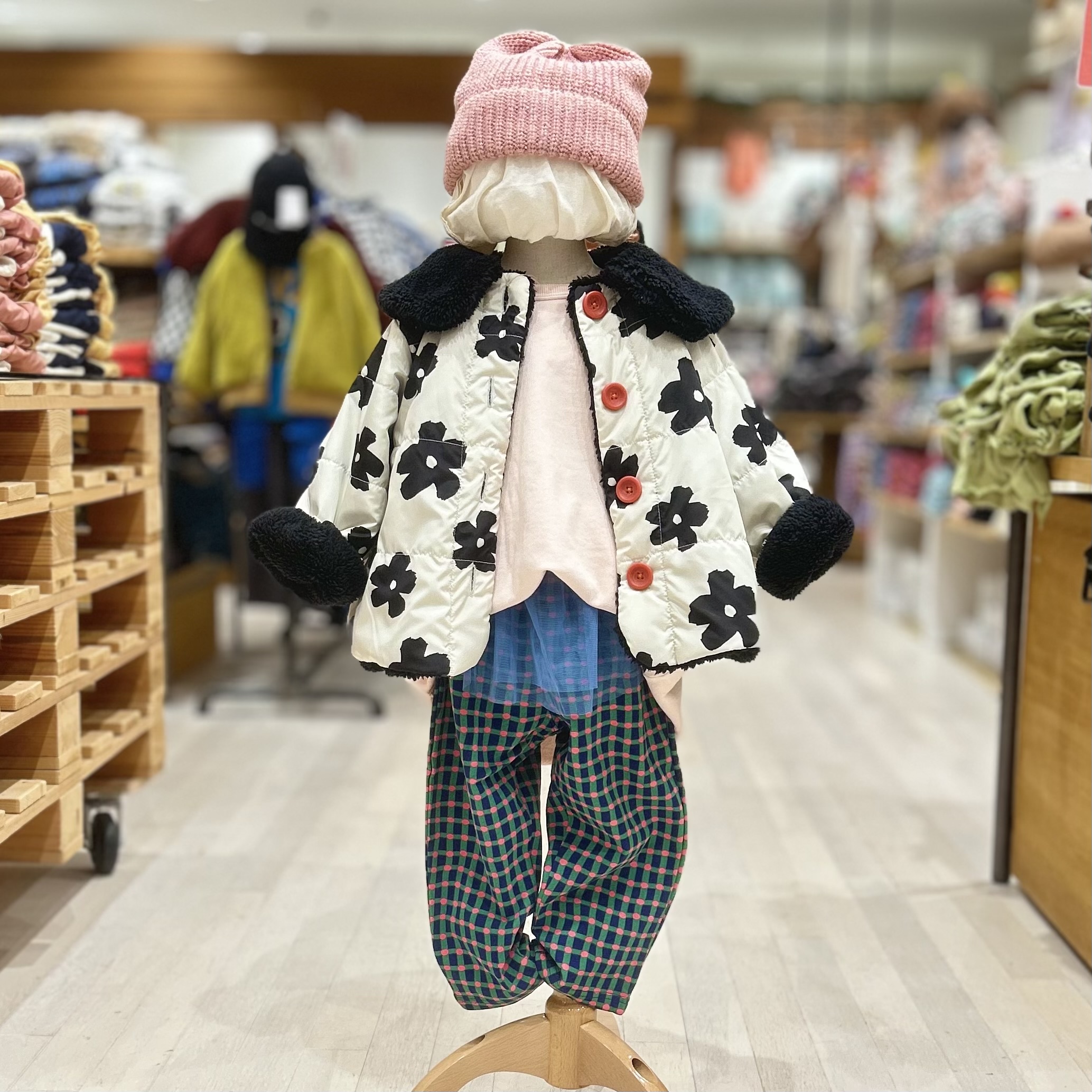 暖か！カワイイ！一石二鳥のアウター登場！ | BLOG ブログ | 子供服の