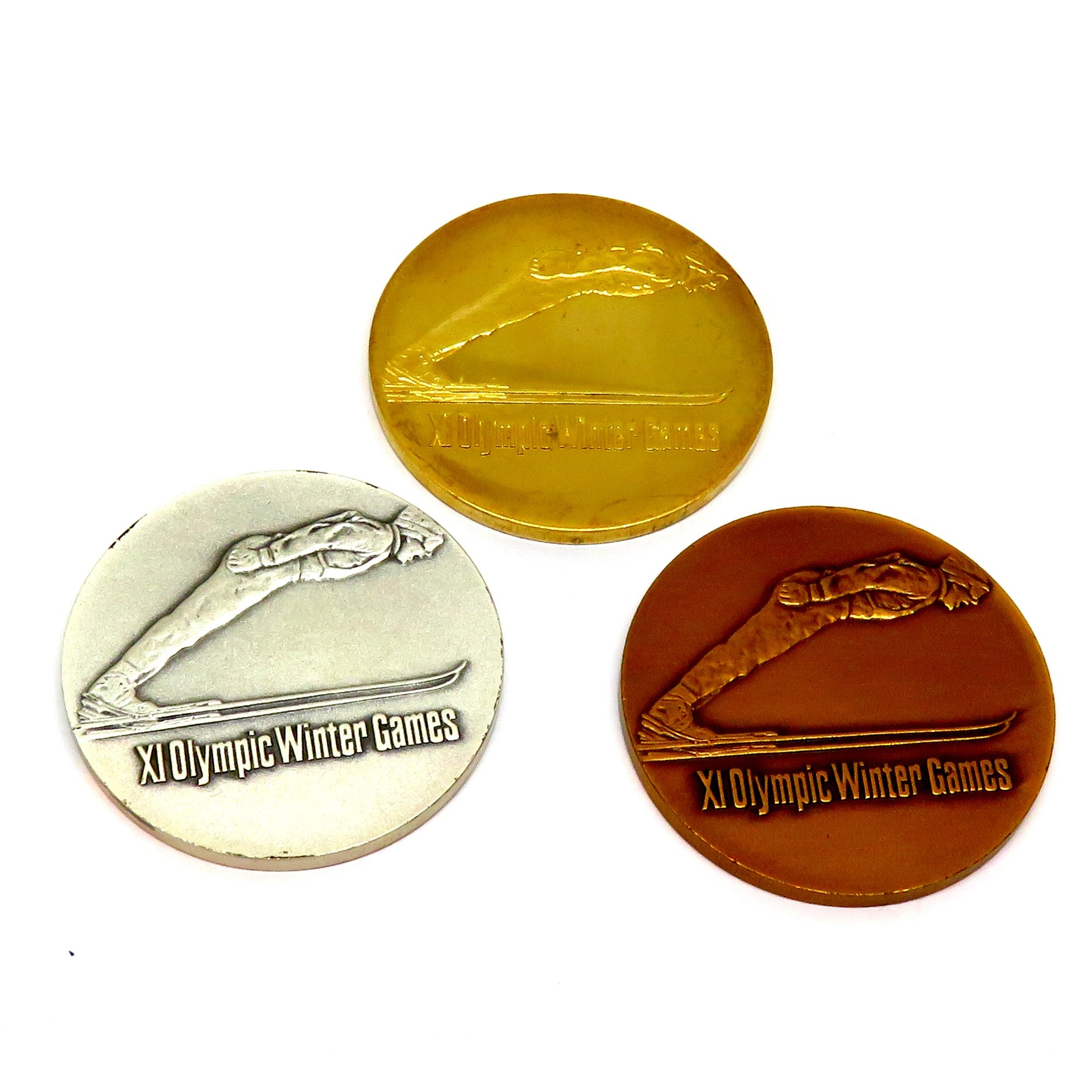 1972年・札幌オリンピック記念メダル・セットを買取させて頂きました