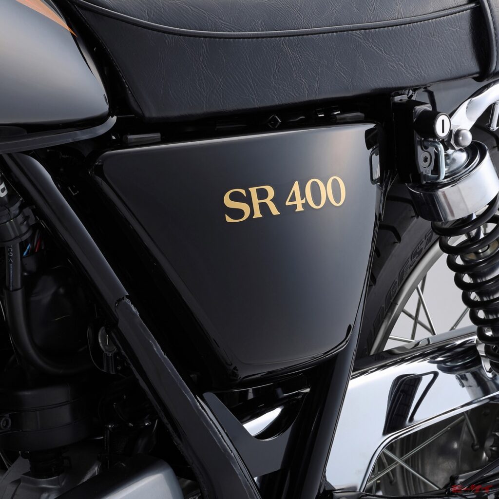 Yamaha SR400純正タンク サイドカバーシートカウルセット Yamaha SR400