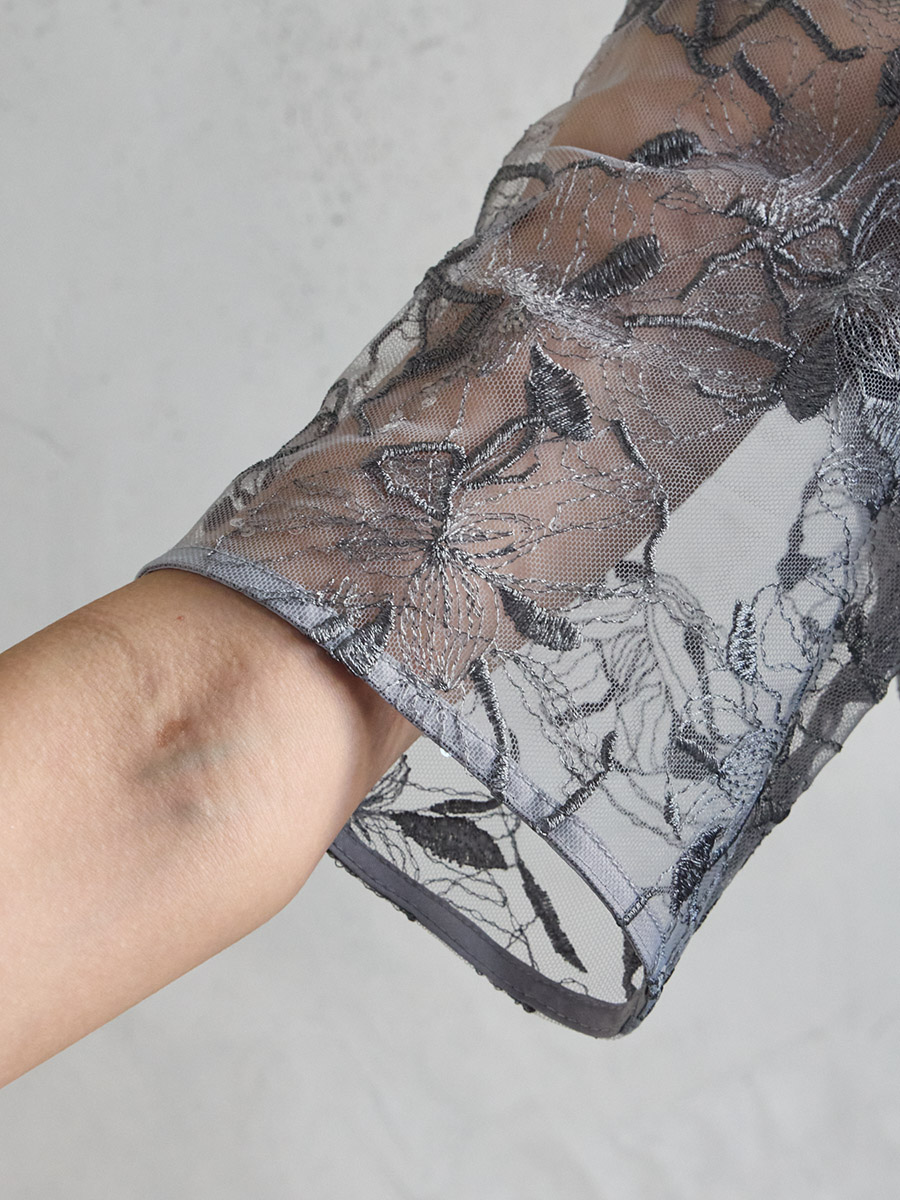 ビオラモチーフ スパンコール 刺繍 ドレス グレー 結婚式 同窓会 Leja