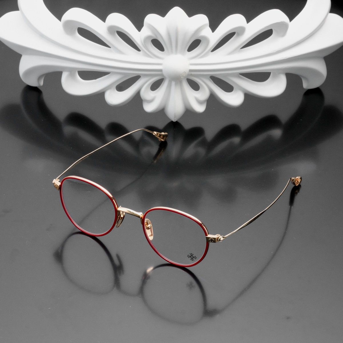 CHROME BONE PRONE I』