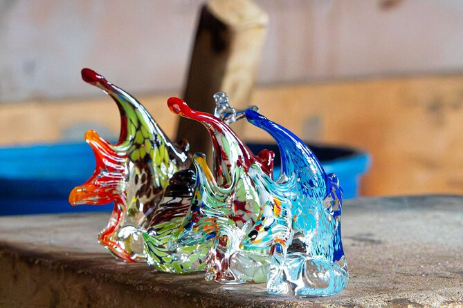 ヴェネツィア発：ムラーノ島とブラーノ島の午前ツアー 2026