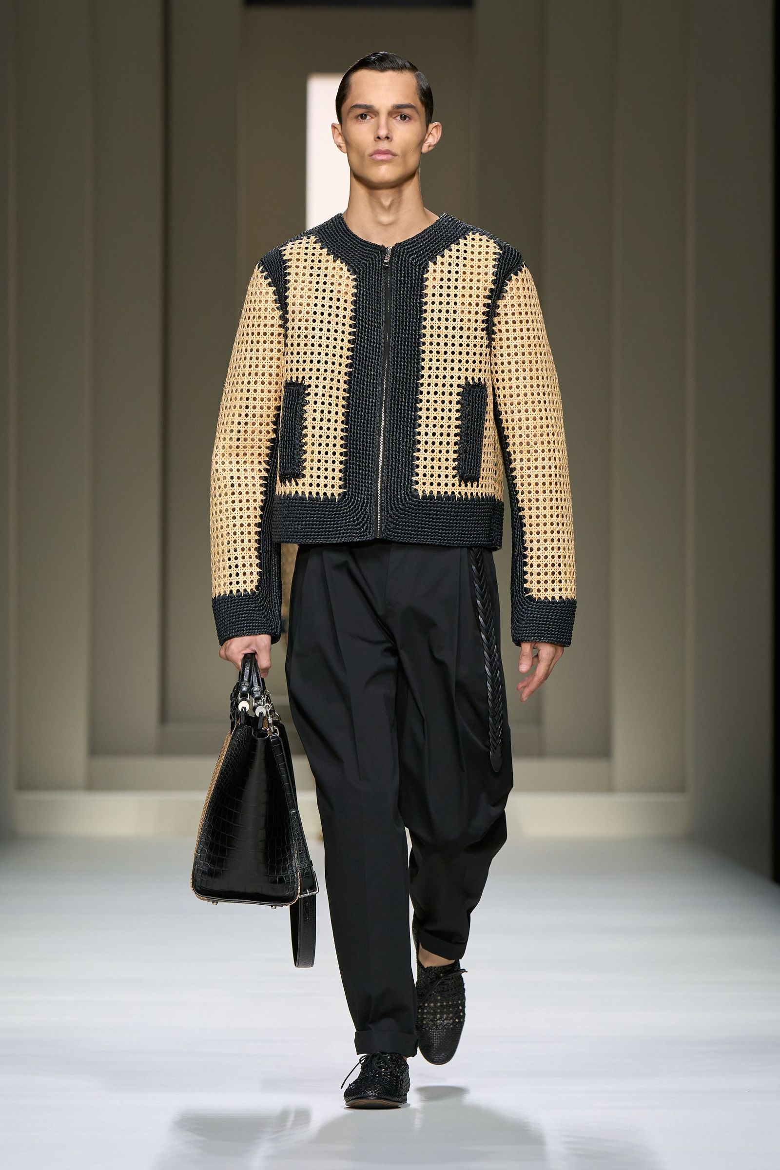 ドルチェ＆ガッバーナが語る「イタリアらしさ」。職人技が生む、軽やか