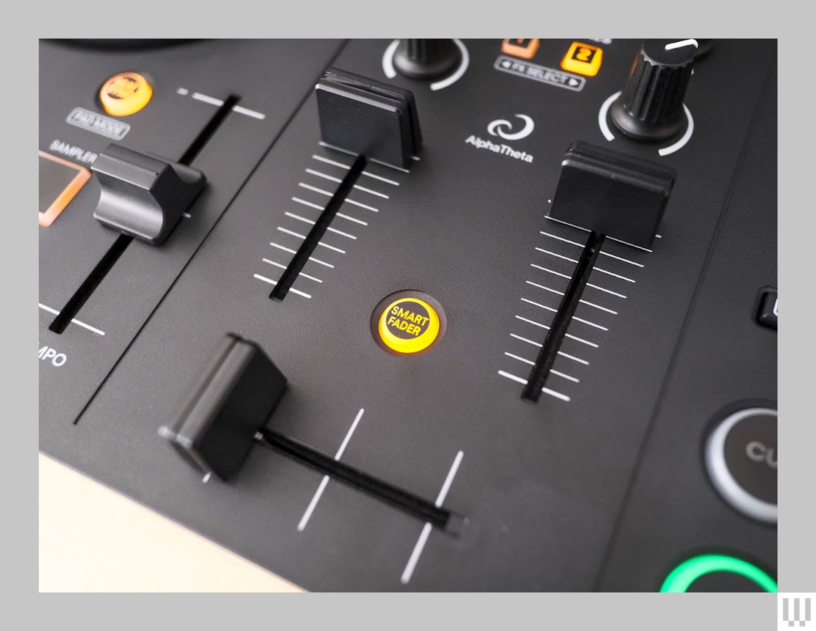 AlphaTheta DDJ-FLX2 Review: A Great Entry-Level DJ Controller | WIRED