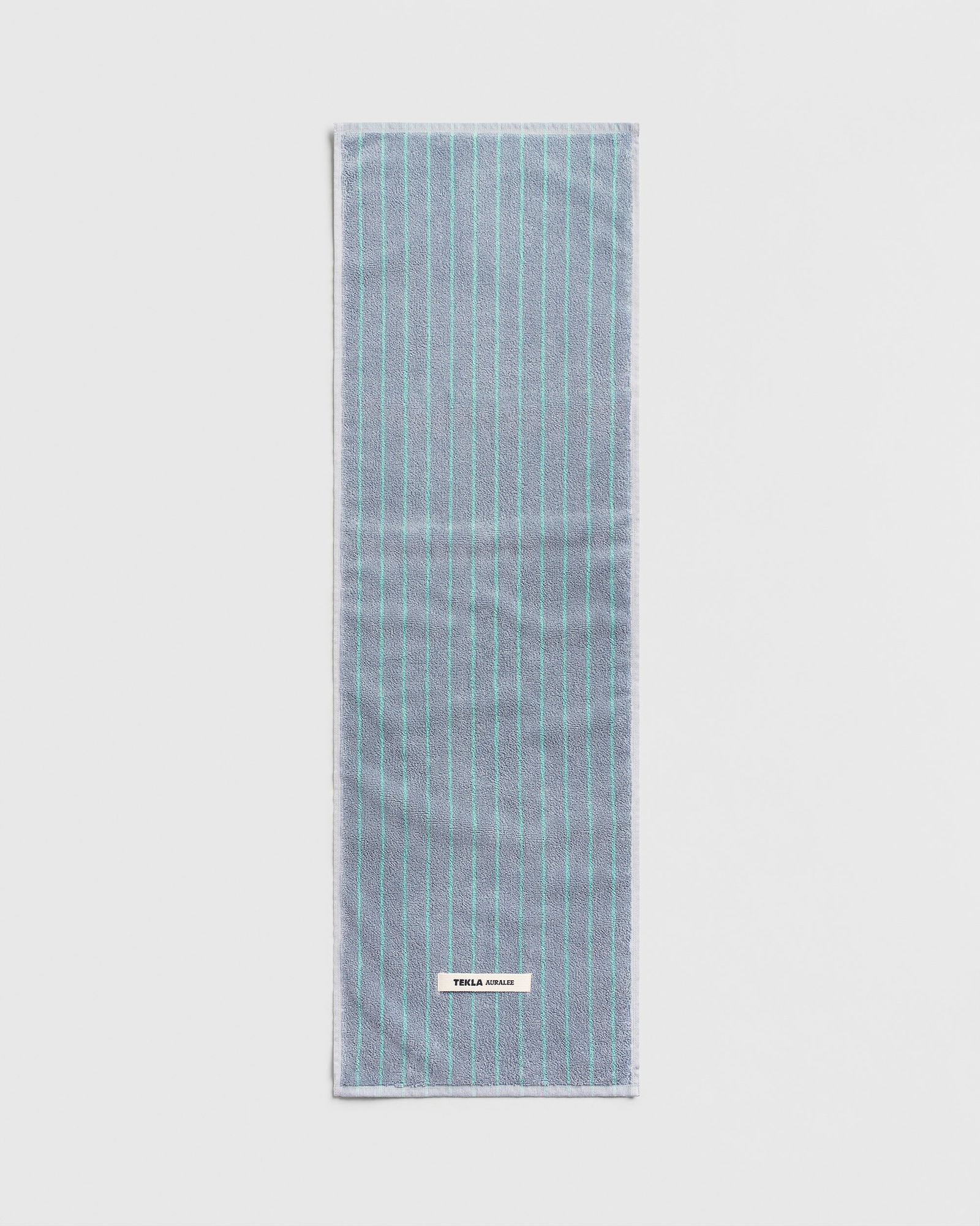 オーラリー」と「テクラ」が初コラボ “温泉文化”に着想したタオルや