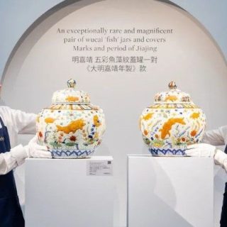 中国・明代の壺が19億円で落札！ オークション史上初出品、今年の中国