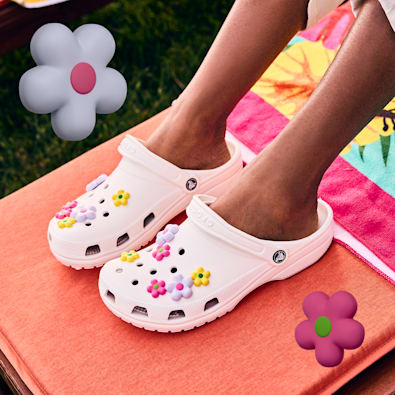 Pink Flower Jibbitz Shoe Charm - Crocs