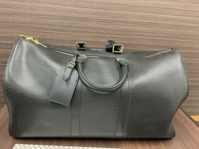 ルイヴィトンエピボストンバッグ