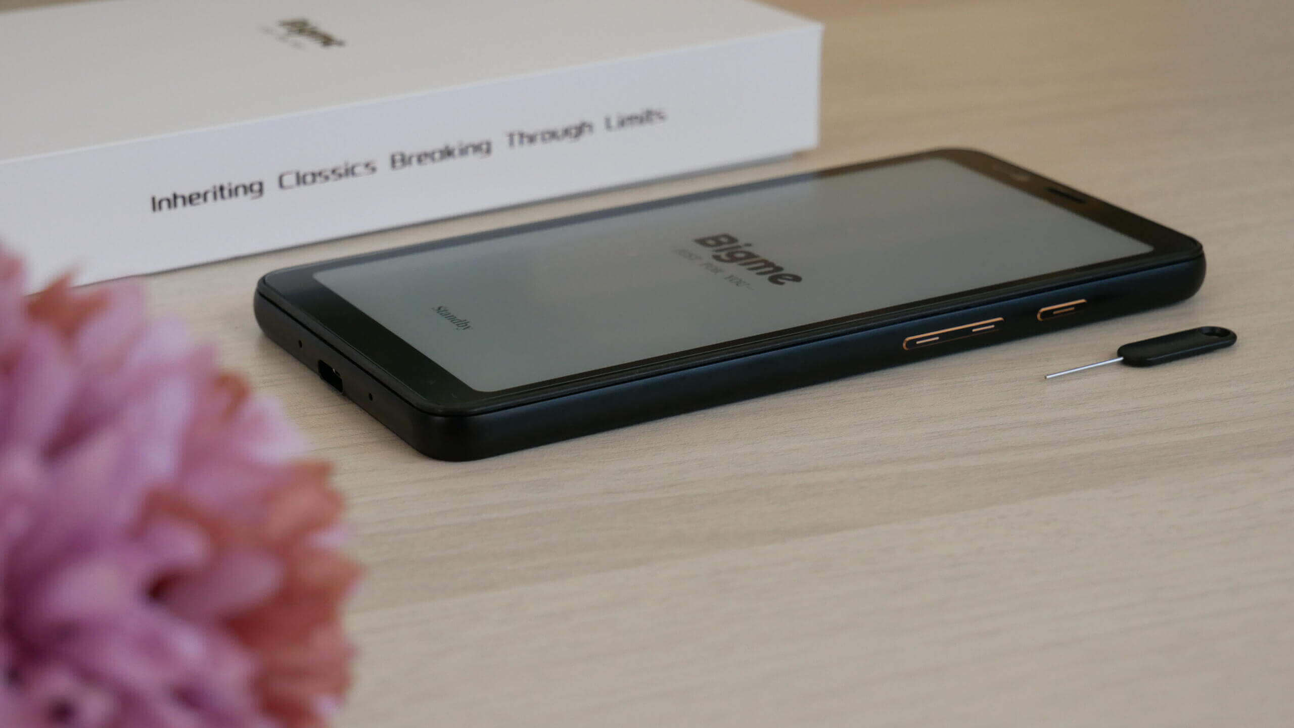 First Look at the Bigme Hibreak Color E INK Phone - Good e-Reader