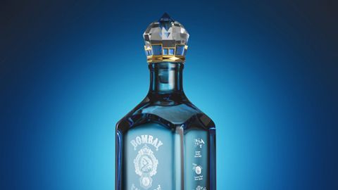 世界限定500本！ 「ボンベイ・サファイア 250周年記念ボトル」12月1日