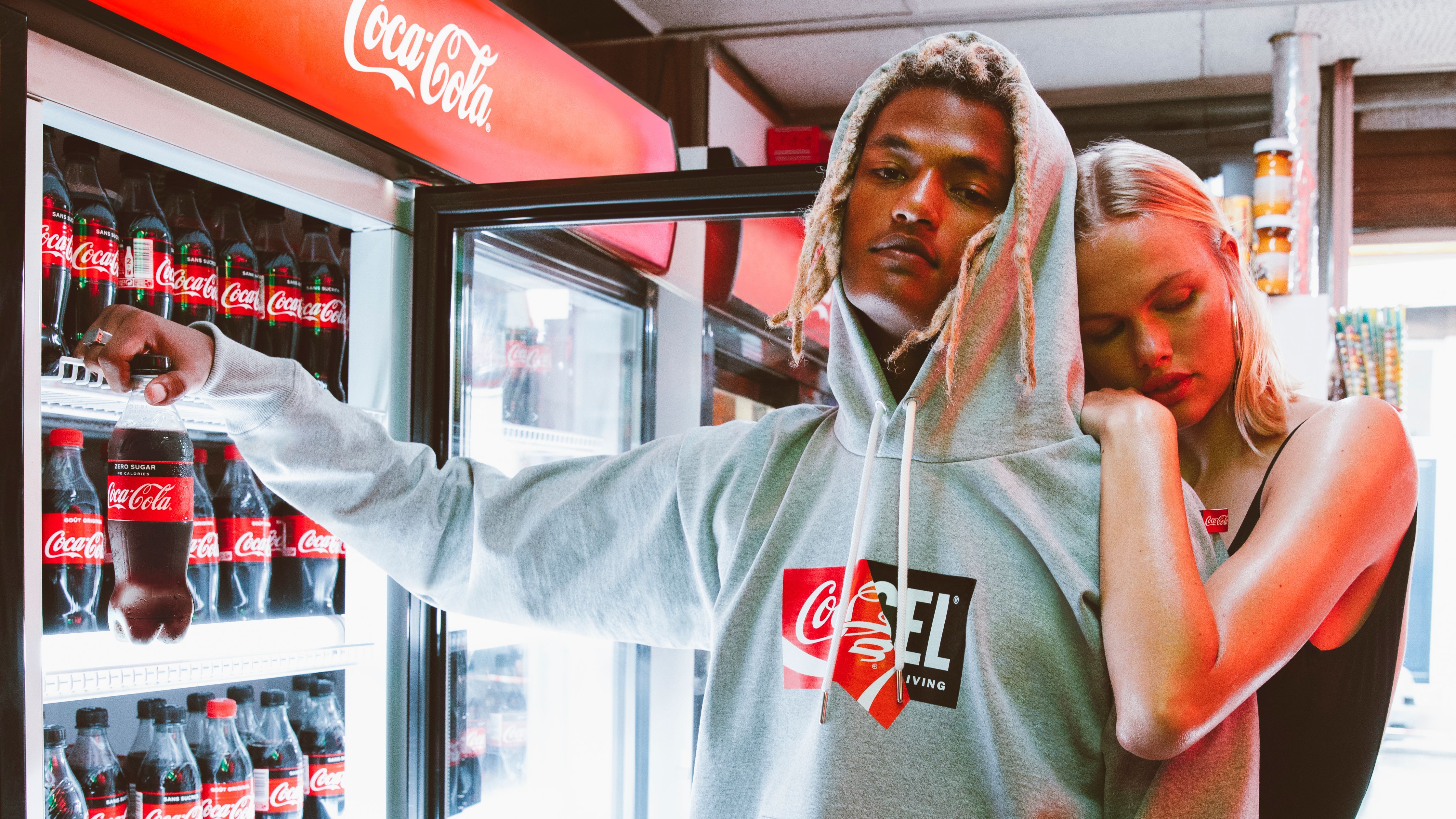 ディーゼルとコカ・コーラがコラボカプセルコレクションを発売！ | GQ