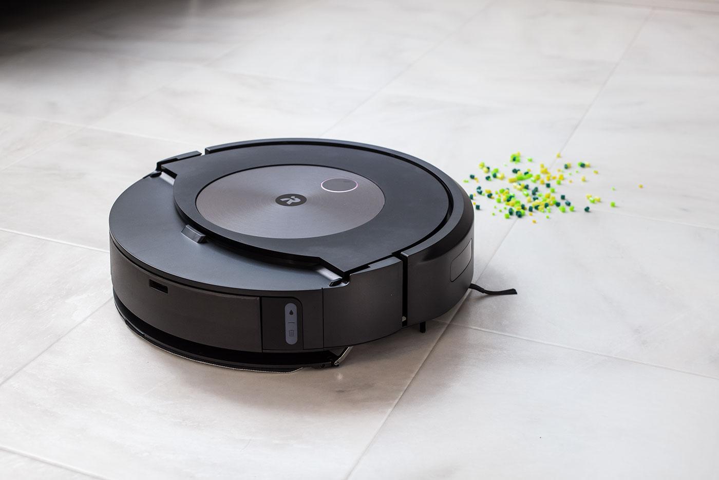 キレイ好きも大満足。アイロボット2 in 1史上最高パワー｢ルンバ コンボ