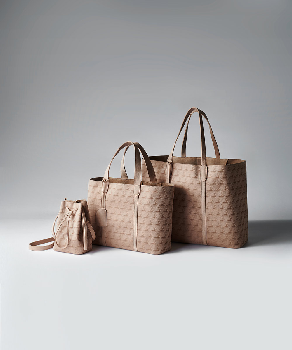 モノグラム柄 トートバッグ M ウルトラスエード Ultrasuede | エスティ