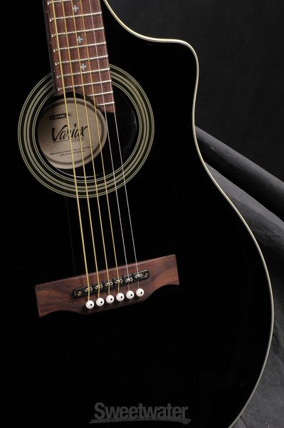 Line 6 Variax Acoustic 700 - Natural | Sweetwater