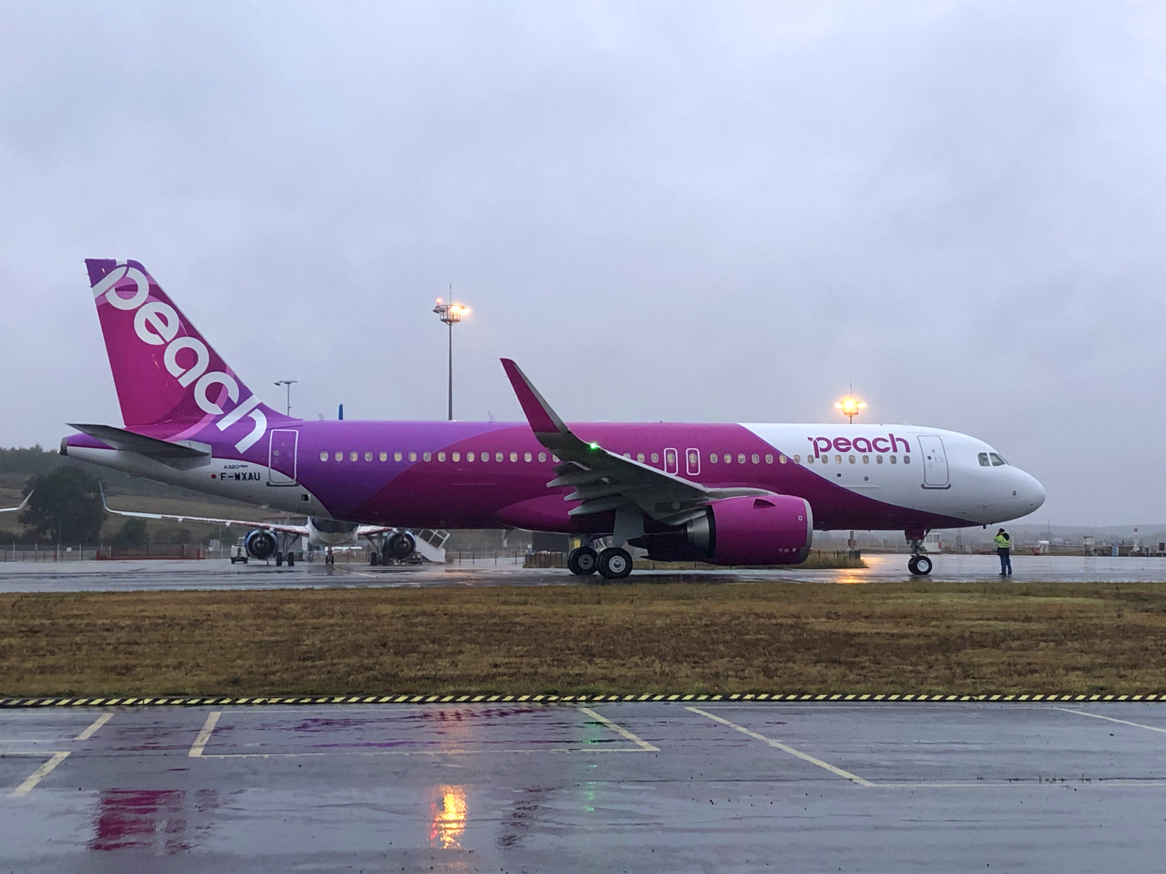 Peach Aviation takes delivery of its first A320neo | Airbus