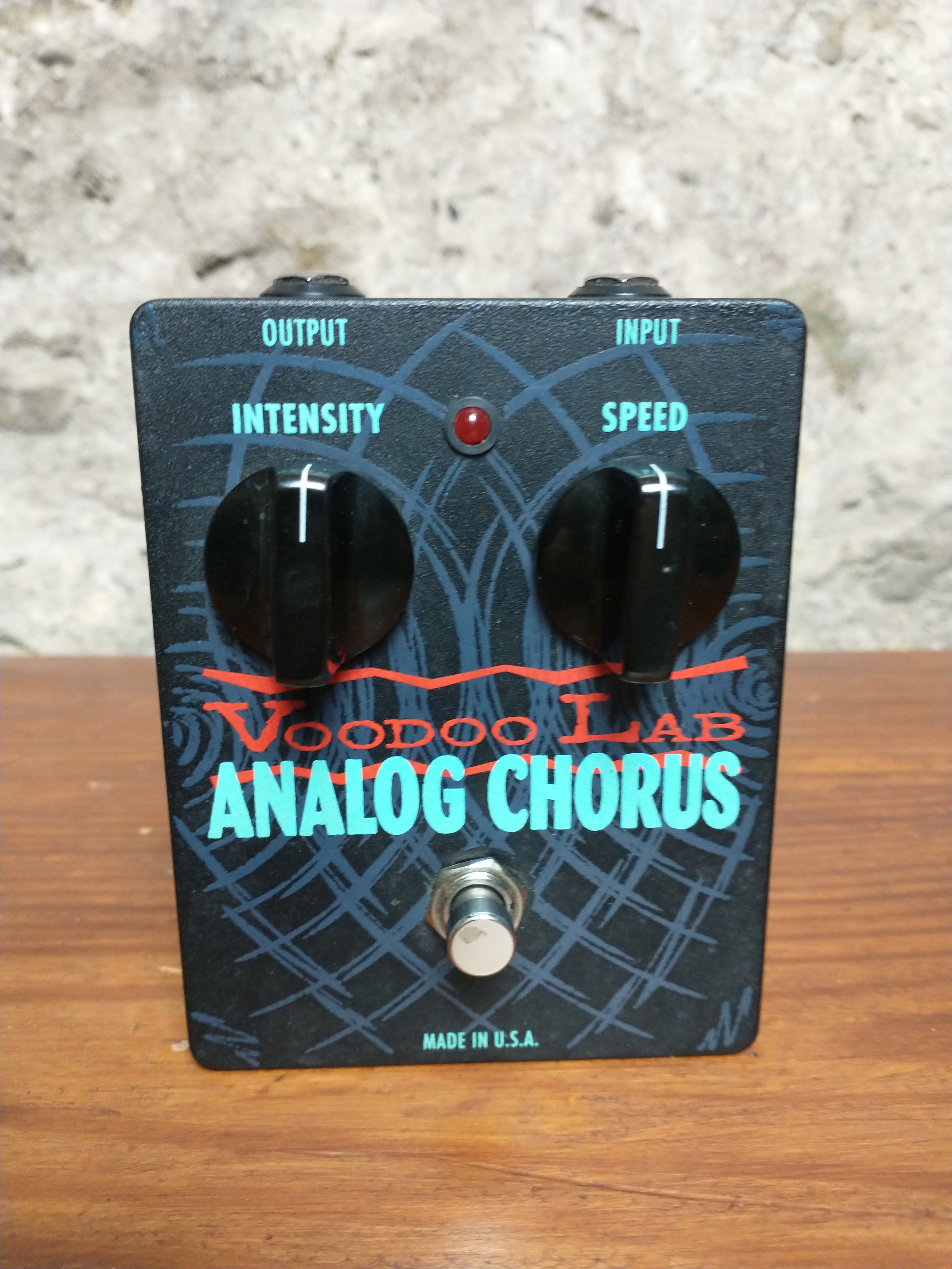 Analog Chorus - Voodoo Lab Analog Chorus - Audiofanzine