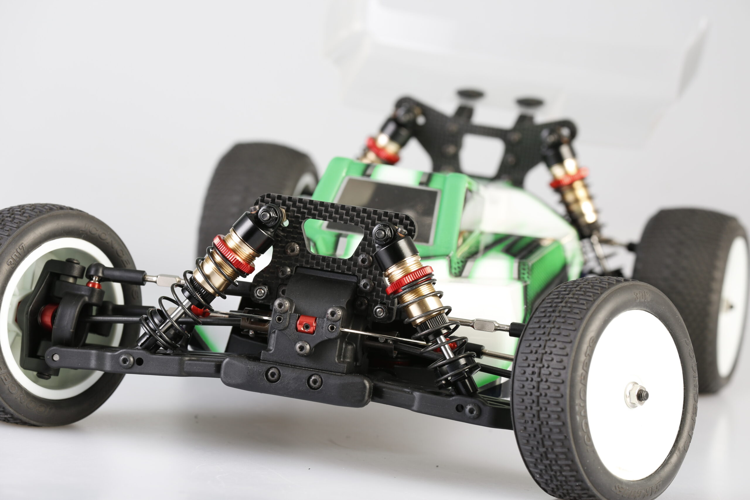 LC10B5 1/10 4WDバギーキット - 流星株式会社