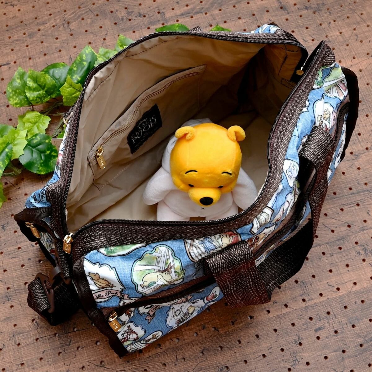 挿絵を額縁風にデザイン！レスポートサック LeSportsac ディズニー