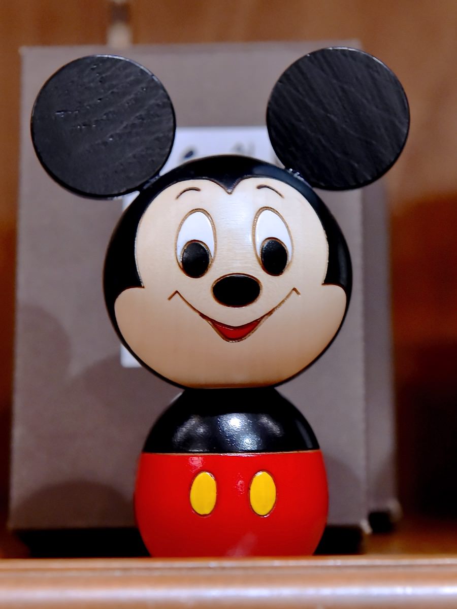ミッキーたちがころんとしたこけしに☆ディズニーキャラクターこけし -