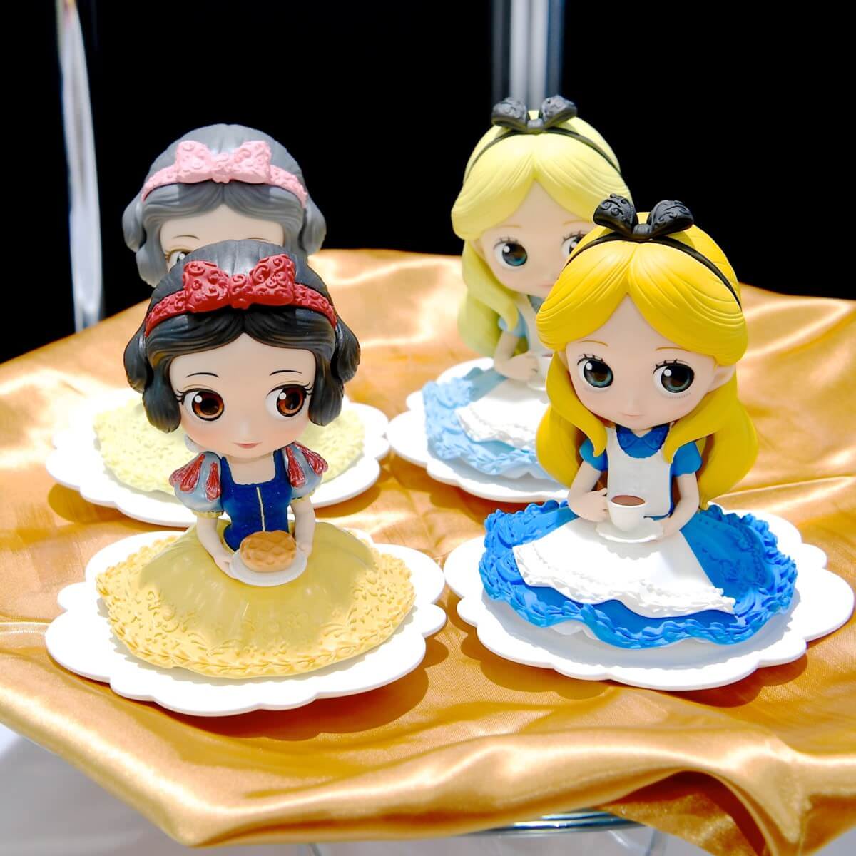 お座り姿のアリスと白雪姫！バンプレスト「Q posket SUGIRLY Disney