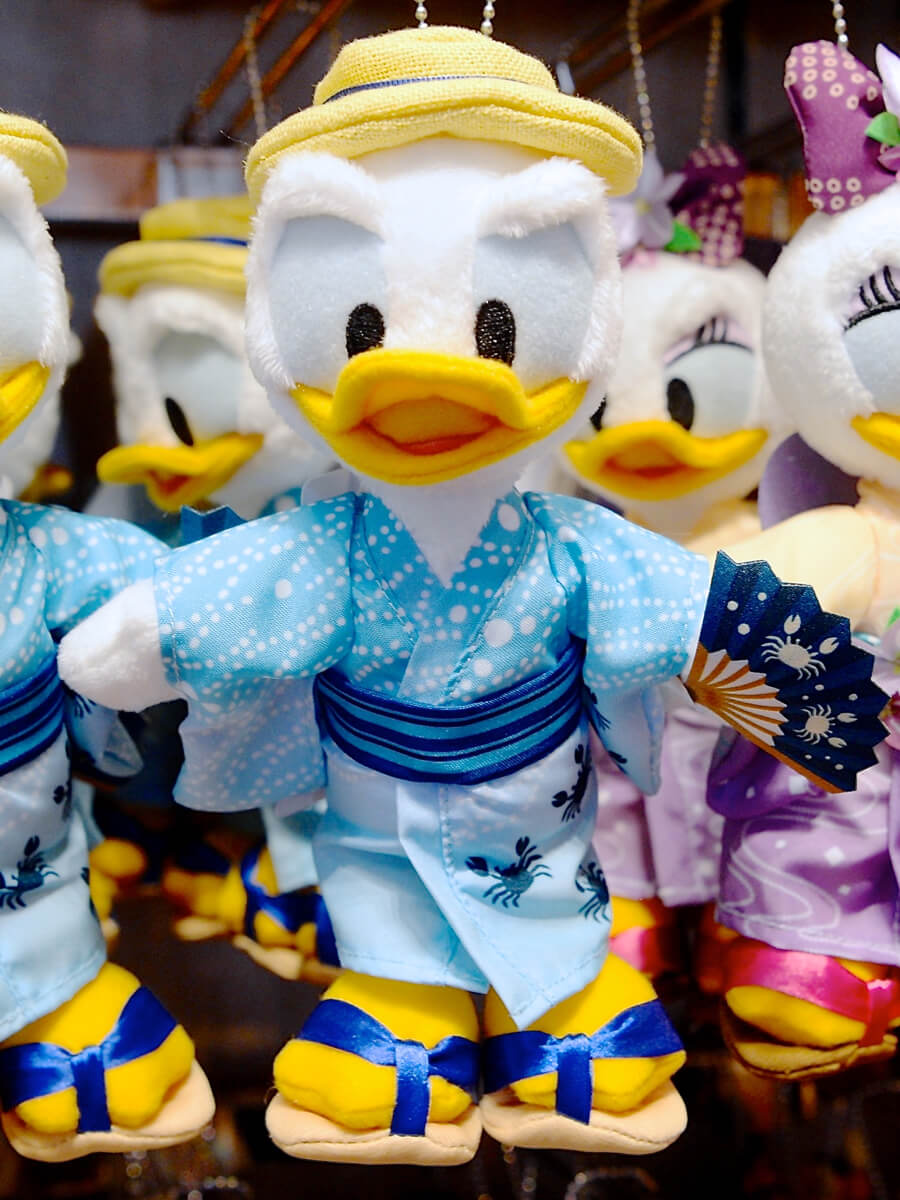 2018はプルート、チップ、デールも登場！東京ディズニーランド浴衣