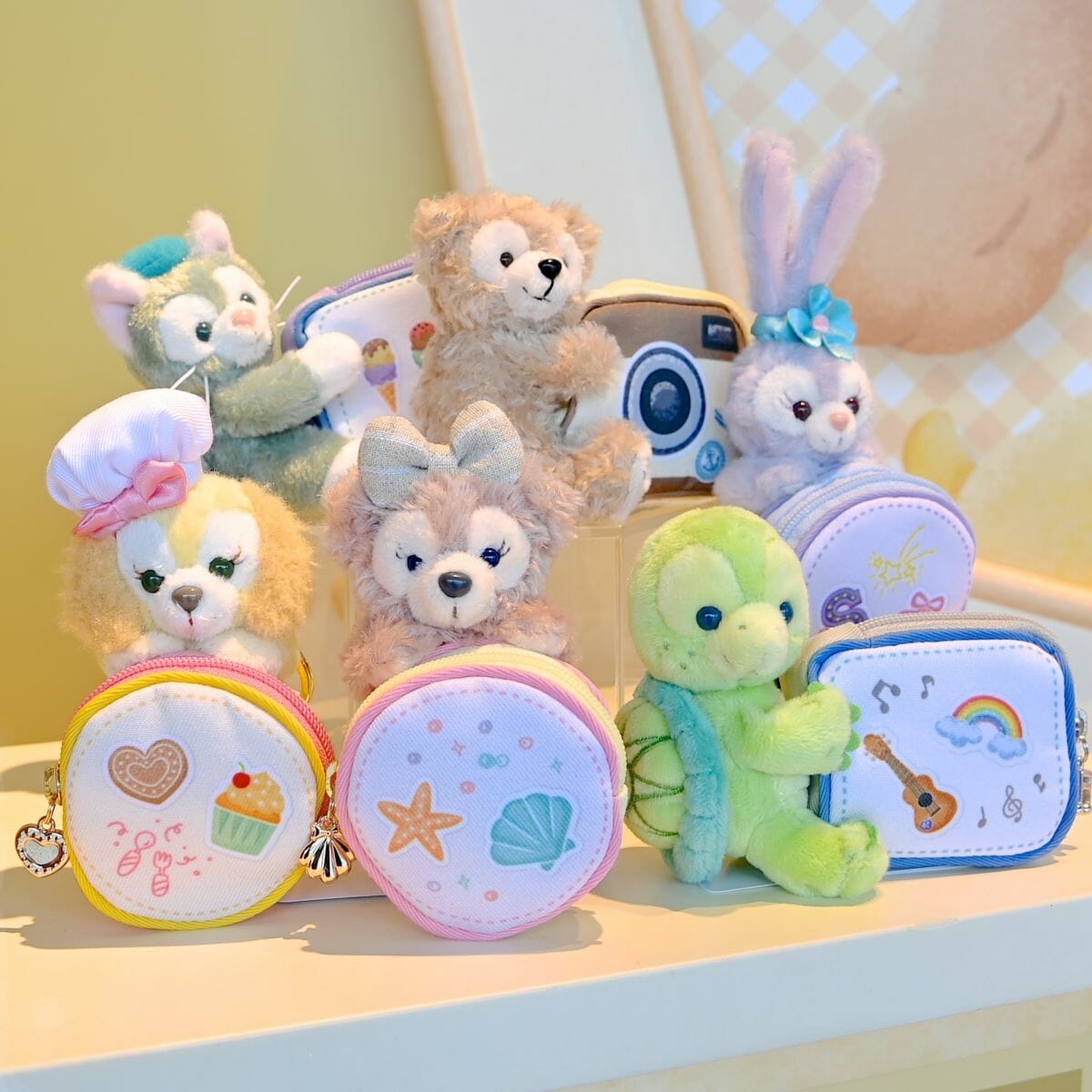 新品未使用タグ付【Disney】ぬいぐるみバッチシェリーメイステラルー