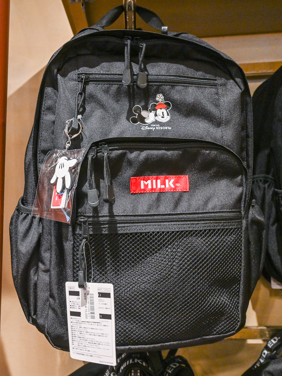 パークモチーフの総柄がかわいい！東京ディズニーリゾート〈MILKFED