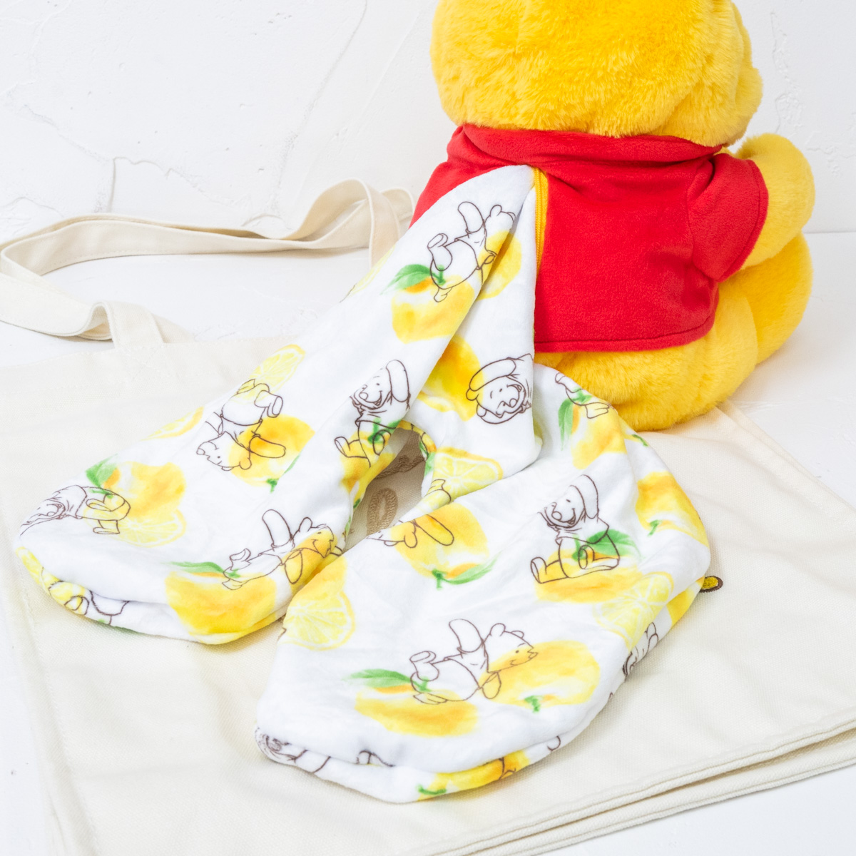 大人気 完売品 ディズニーストア限定 プーさん ゆず ぬいぐるみ M