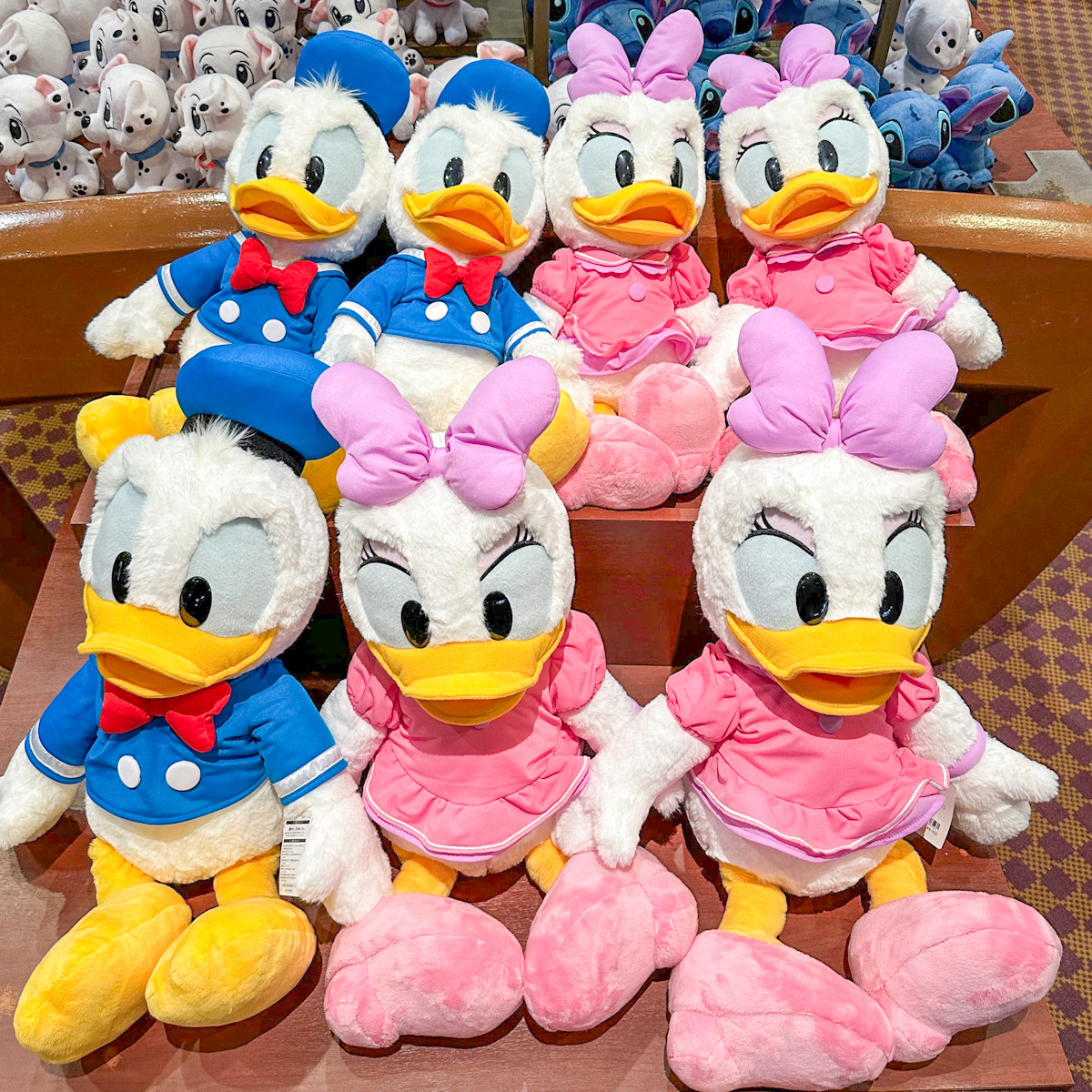 ふわふわかわいいドナルドダック、デイジーダック登場！東京