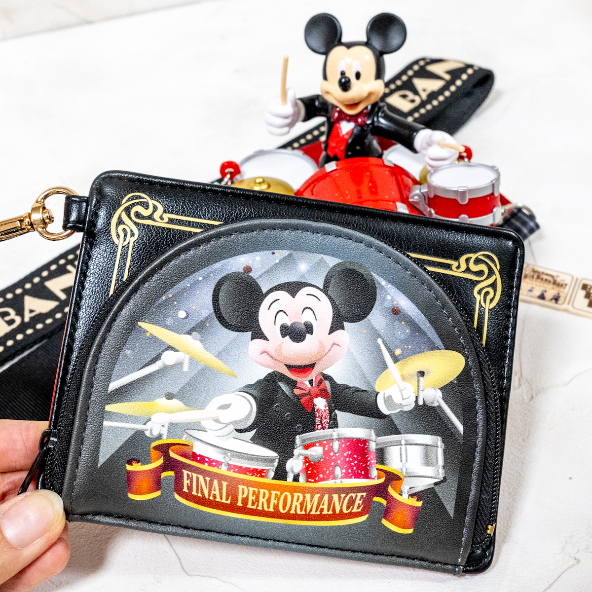 WDW ウォルトディズニーワールド☆カメラストラップ ミッキー☆海外